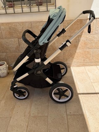 Bugaboo Fox 2  + 2 capotas y protector de asiento