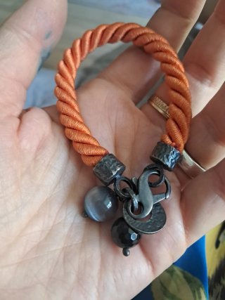 Pulsera YOMIME cordón naranja y plata