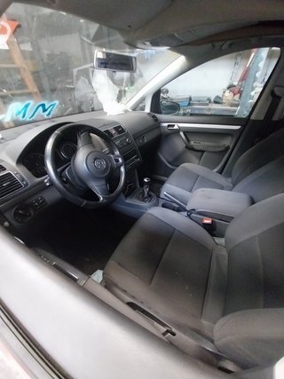 Despiece VW Touran 1.6 TDI (2012)