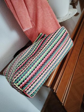 Bolso de rafia multicolor con forro