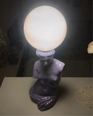 Candeeiro Estátua Vénus Lilás