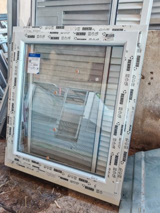 Ventana PVC Rehau 99x115