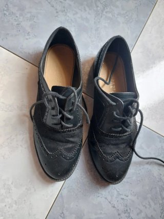 Mocasines de cordones negros