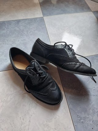 Mocasines de cordones negros