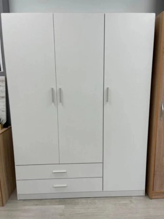 Armadi moderni 2P 3P 4P in legno
