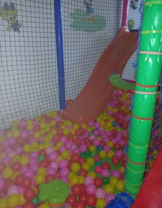 Parque de bolas infantil