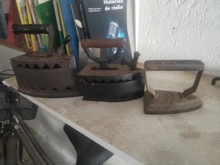 Planchas de hierro antiguas (3 unidades)