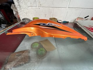 Carenado Lateral Derecho Aerox 2003