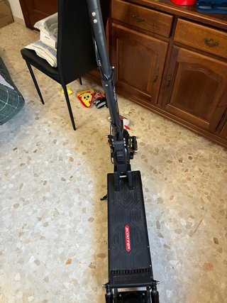 Patinete Bogist C1 Pro con asiento y cargador.