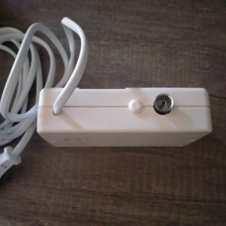 Amplificador de antena UHF 2 salidas