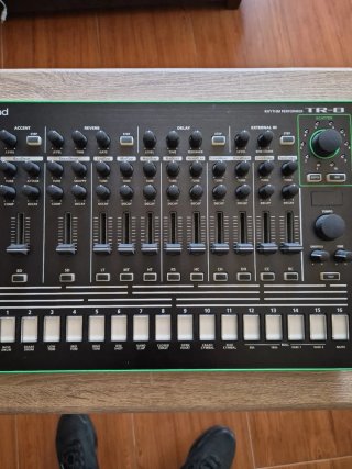 Roland TR-8 Rhythm Performer