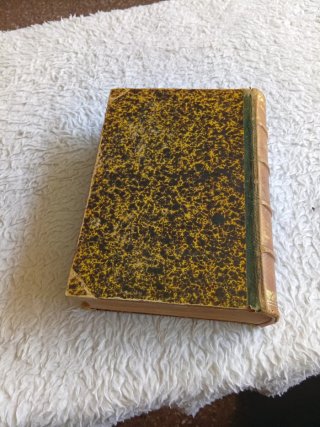 Libro antiguo en latín. 1890