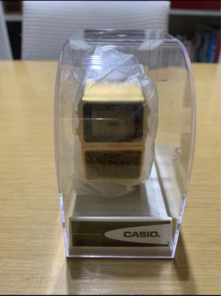 Casio DBC-611GE-1DF Reloj Dorado
