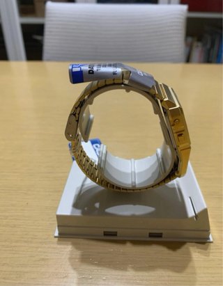 Casio DBC-611GE-1DF Reloj Dorado