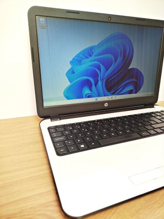 Portátil HP i7 SSD + 750GB HDD