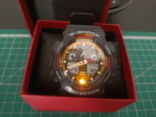 Casio G-Shock GA-100 (Módulo 5081) Negro/Rojo