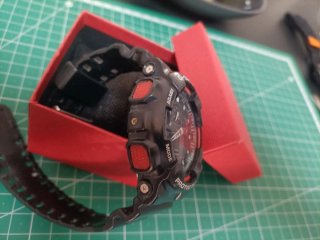 Casio G-Shock GA-100 (Módulo 5081) Negro/Rojo