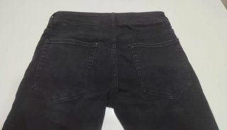 Pantalón vaquero negro talla 38