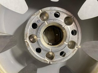 Llantas Audi Q3 16" Originales