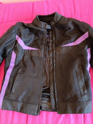 Chaqueta Verano Mujer Negra y Morada.Talla L