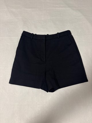 Pantalón corto negro