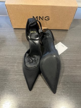 Zapatos de tacón Mango negros