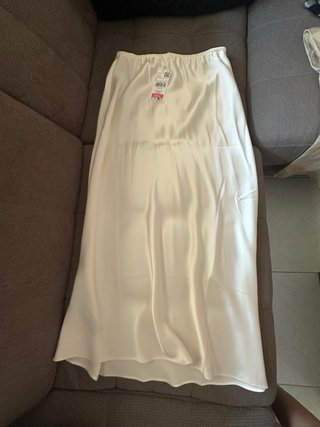 Falda MNG Satén Blanca Talla S