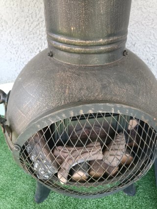Estufa exterior chimenea jardín metal
