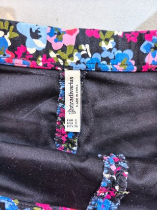Falda drapeada floreada multicolor