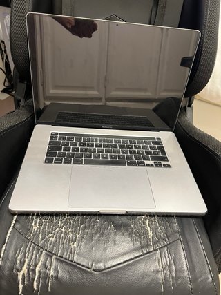 MacBook Pro 16 2019