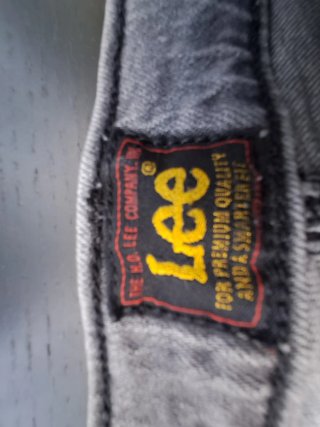 Pantalones cortos Lee grises