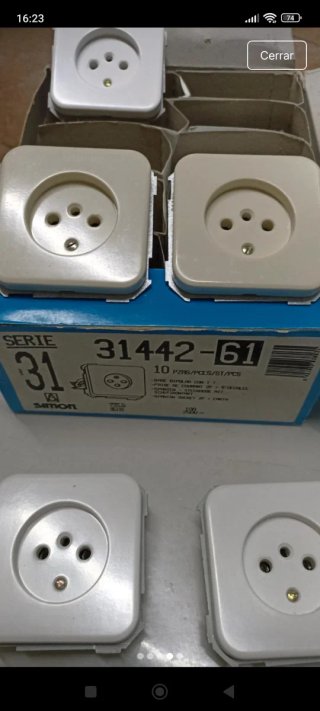Enchufe SIMON Serie 31 liquidación