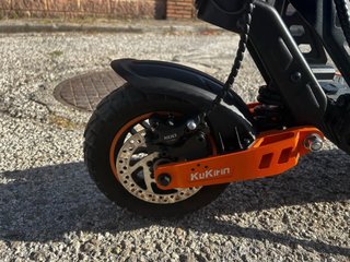 Kukirin G2 Max con frenos hidráulicos