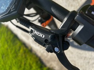 Kukirin G2 Max con frenos hidráulicos