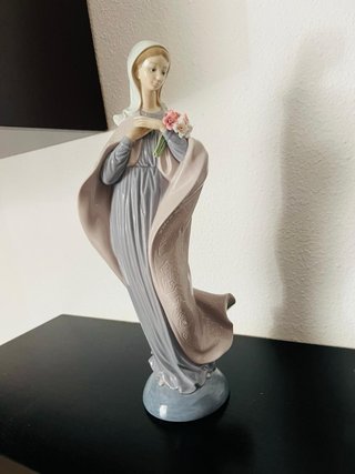 Figura Virgen Lladro