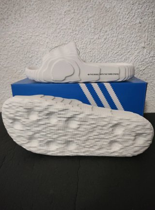 Sandalias Adidas Adilette Blancas