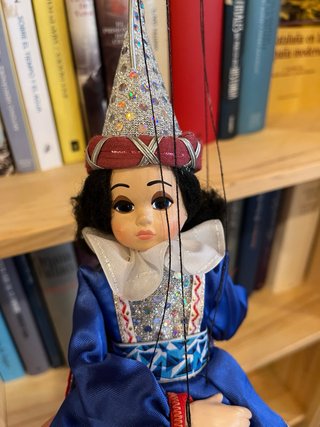 Marioneta vintage hechicera