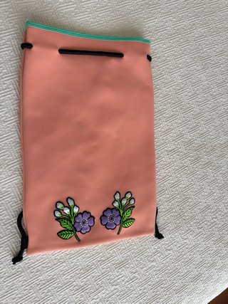 Bikini Triángulo Neopreno Vichy y Floral