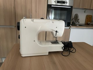 Máquina de coser