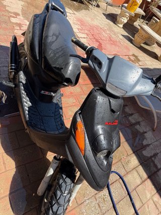 Yamaha BWS Scooter Negro/Gris