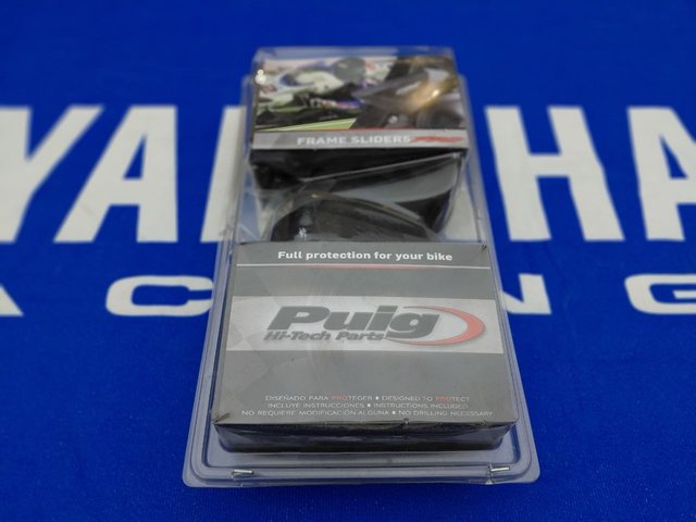 PUIG - PROTECTOR MOTOR FZ1 FZ8 10' 12'