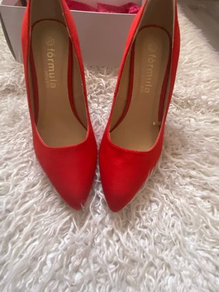 Zapatos de tacón rojos Desigual