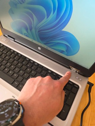 HP Core i7 8ª Gen SSD 12GB RAM WINDOWS 11