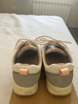 Zapatillas Parfois  Beige/Blanco /Rosa / Talla 40