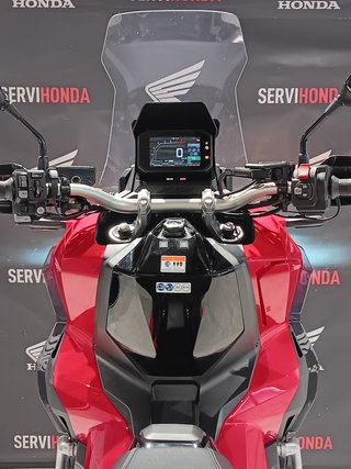 Honda X-ADV 2024 A2 Negra/Roja