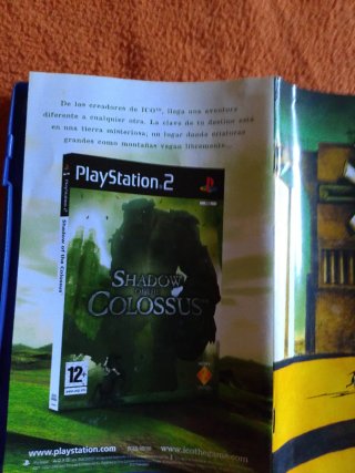 Ico PlayStation 2 caja y manual ( sin disco )