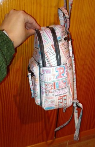 Mochila Parfois multicolor con estampado
