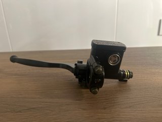 Bomba Freno Izquierda Scooter