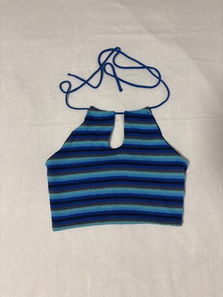 Top de rayas azul y negro