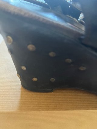 Sandalias Patricia Tacon Tachuelas Marrones